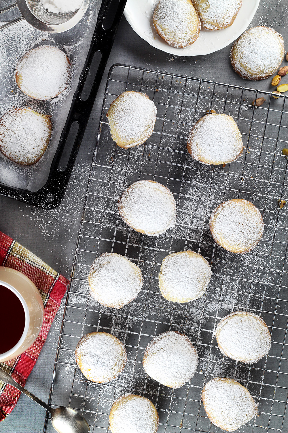 12 increíbles recetas navideñas de todo el mundo para tu mesa navideña. ¡Todo desde bebidas y postres hasta platos principales! #Christmas | cocinartheglobe.com