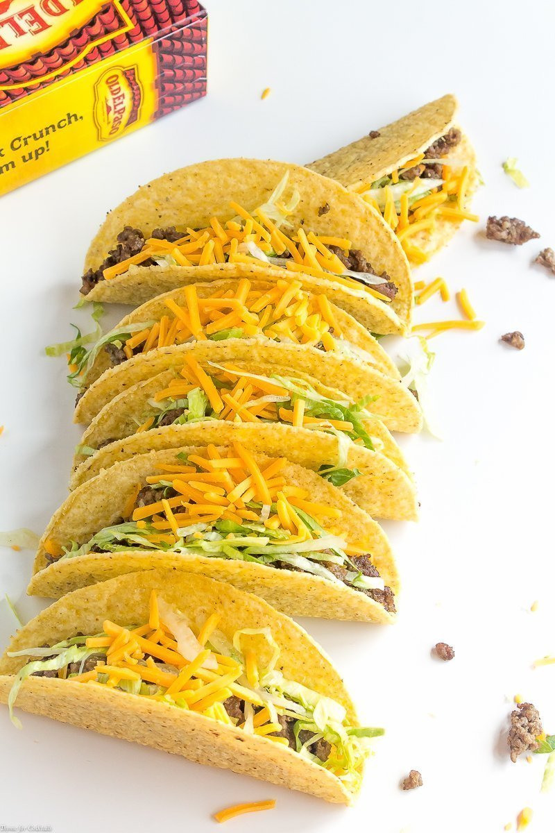No es el Cinco de Mayo sin una tonelada de tacos. ¿Conoces algún truco para hacer tacos para el público? ¡Echa un vistazo a estos 5 consejos para los excelentes tacos de carne molida y aprende mis instrucciones justo a tiempo para el Cinco de Mayo!