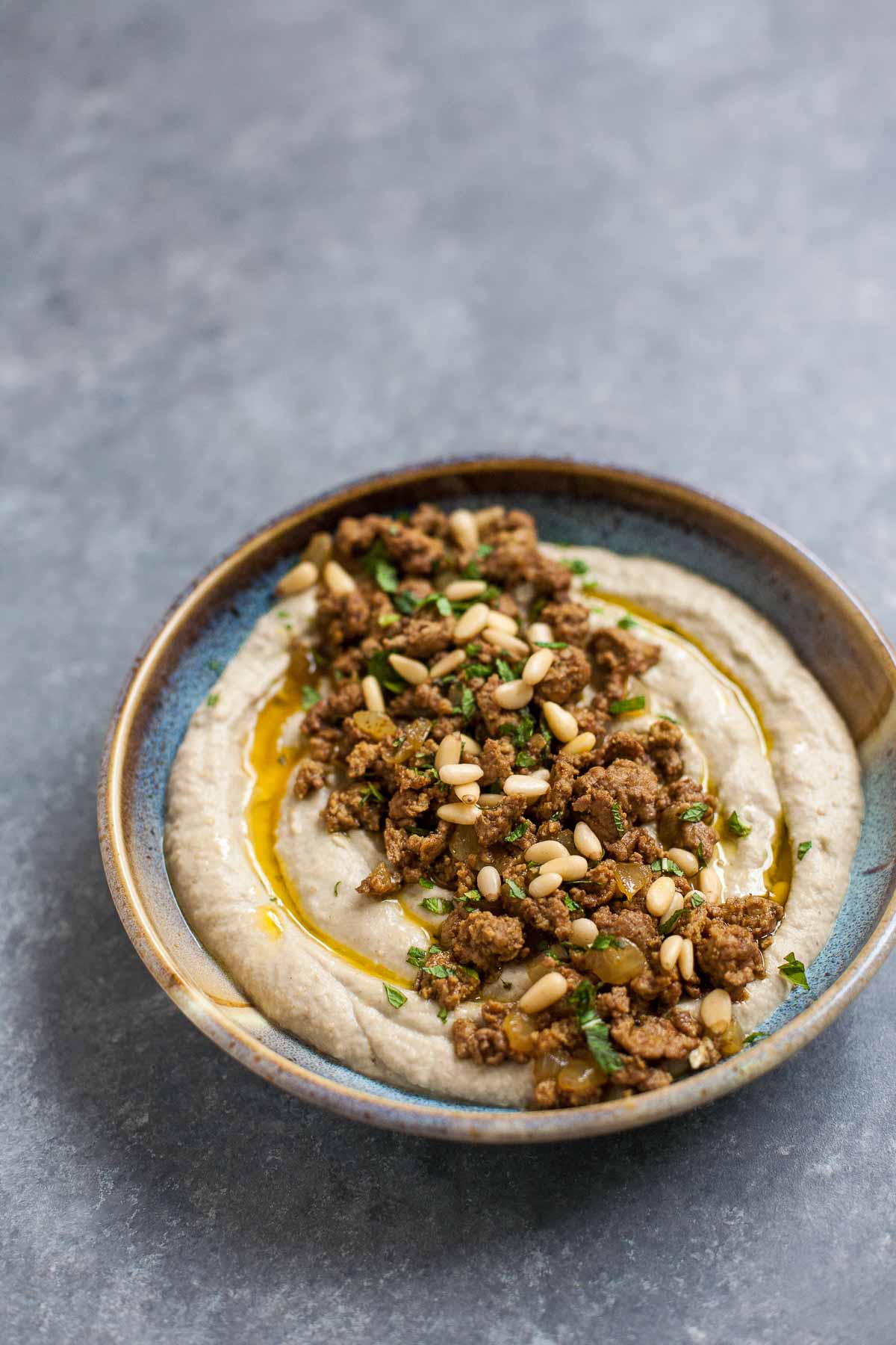 Baba Ganoush con cordero con especias y menta