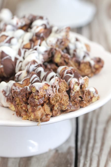 Gooey Chocolate Peanut Butter Crunch Bars