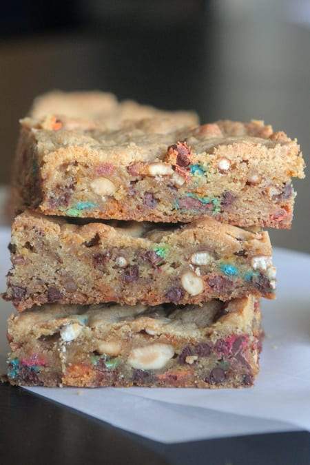 Barras de galletas del fregadero de cocina 