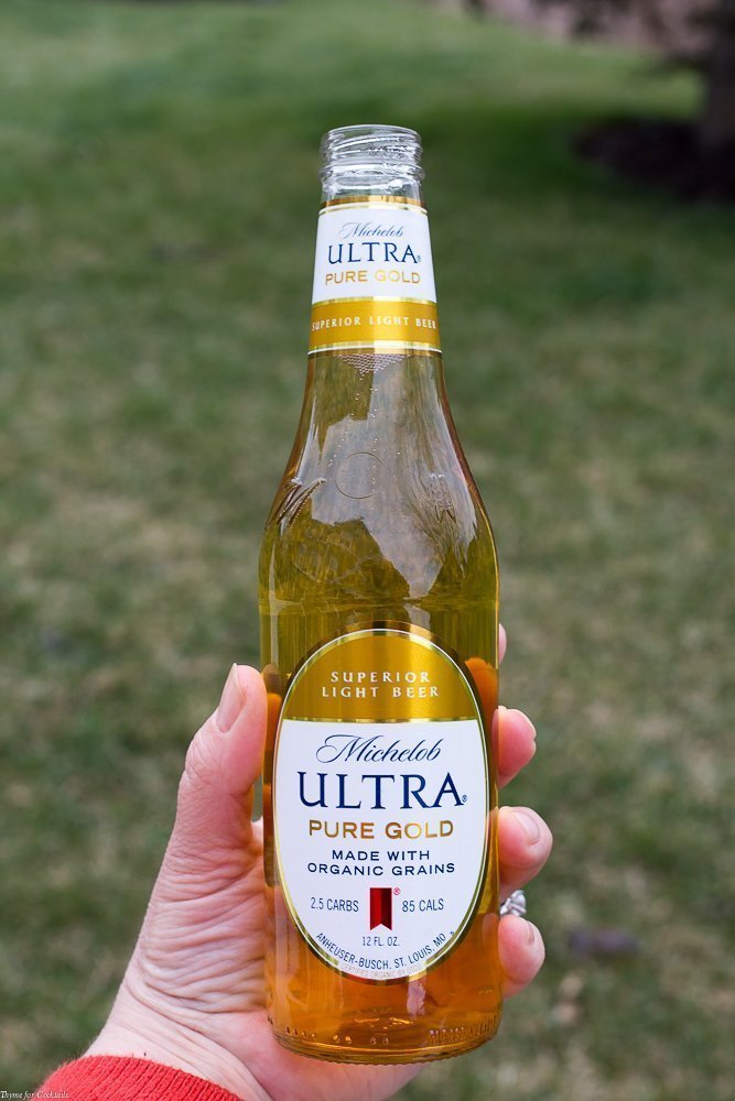 Bruschetta Chicken Mason Jar Salads - Michelob ULTRA Pure Gold