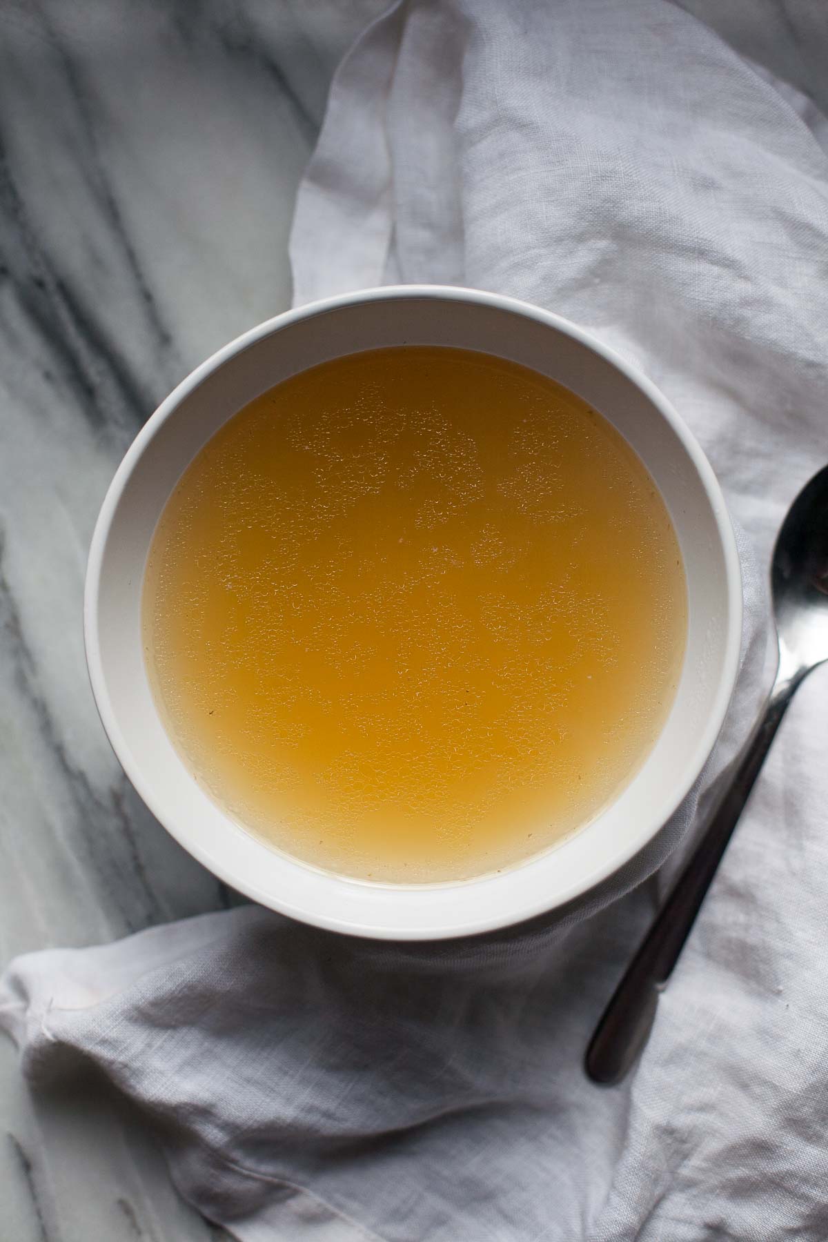 Caldo De Pollo Instantáneo (Paleo, Entero30) | acalculatedwhisk.com
