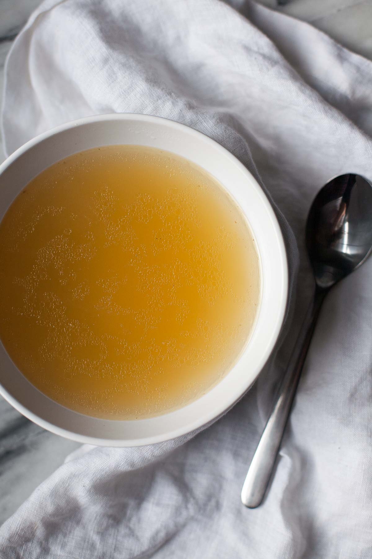 Caldo De Pollo Instantáneo (Paleo, Entero30) | acalculatedwhisk.com