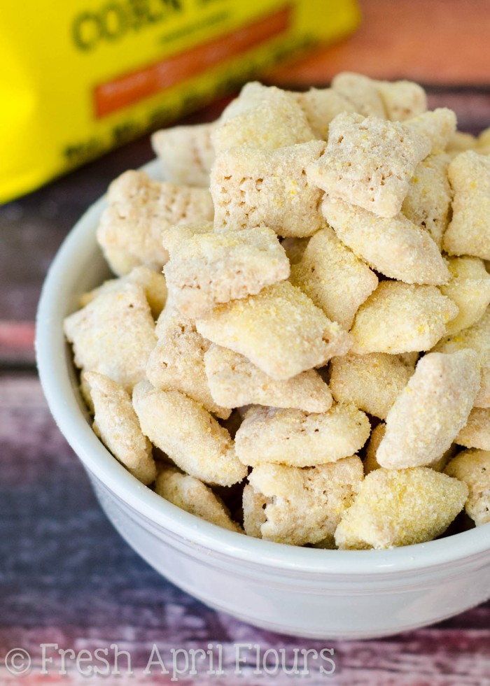 Cornbread Puppy Chow: un aperitivo dulce y mantecoso para chow cachorros con sabor a maíz clásico.