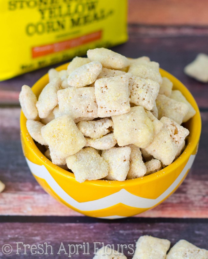 Cornbread Puppy Chow: un aperitivo dulce y mantecoso para chow cachorros con sabor a maíz clásico.