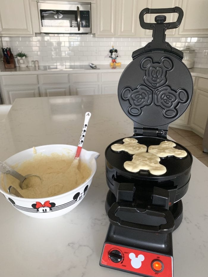 Máquina de hacer gofres de Mickey Mouse