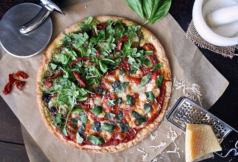 Cómo hacer y congelar una receta favorita de masa de pizza | 31Daily.com
