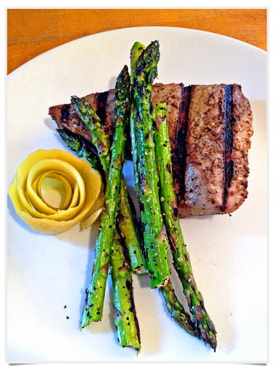  blackenedAhiAsparagusLemon 