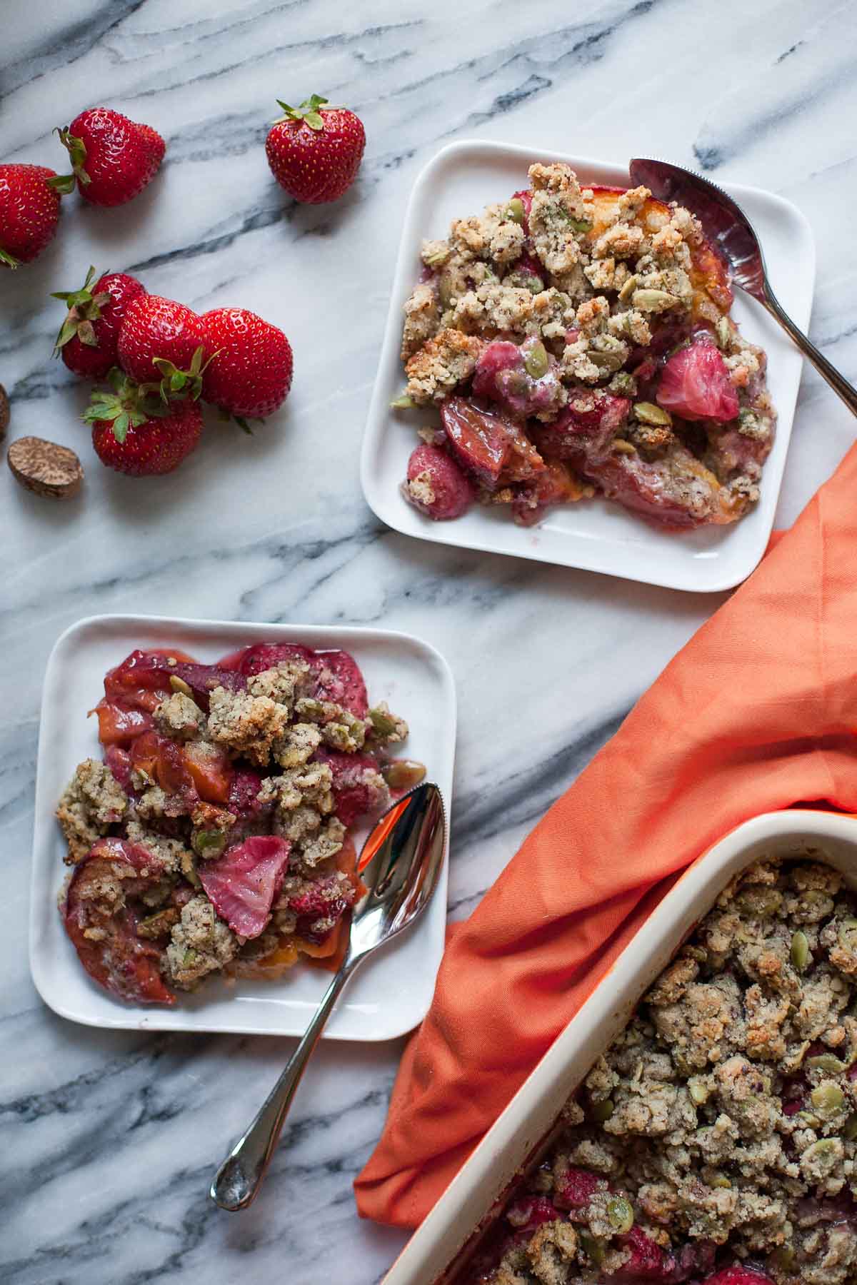 Fresco-Melocotón Crujiente Con Avellana-Pepita Crumble | acalculatedwhisk.com