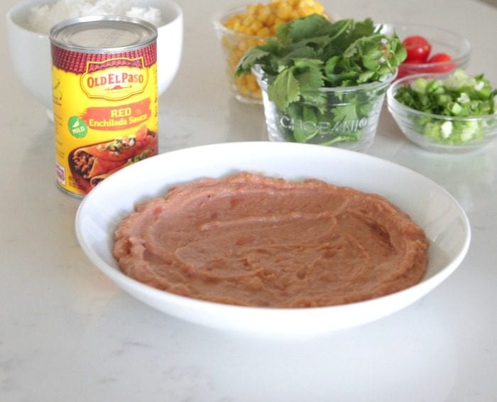 Cuencos de enchilada de pollo en capas 