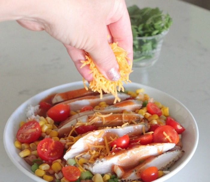 Cuencos de enchilada de pollo en capas 