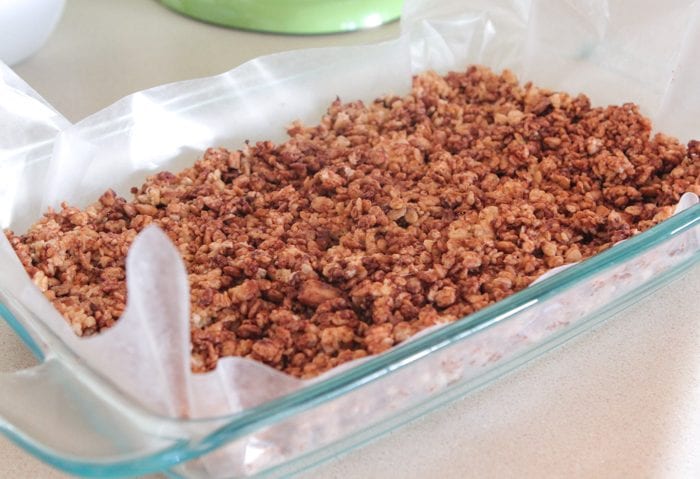 Toffee Chocolate Chip Krispie trata