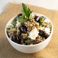 Ensalada De Quinua Con Pesto De Limon Y Alcachofas