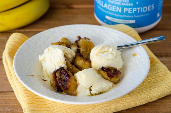 Easy Bananas Foster: Una receta rápida y fácil para Bananas Foster usando péptidos de colágeno y licor de Amaretto.