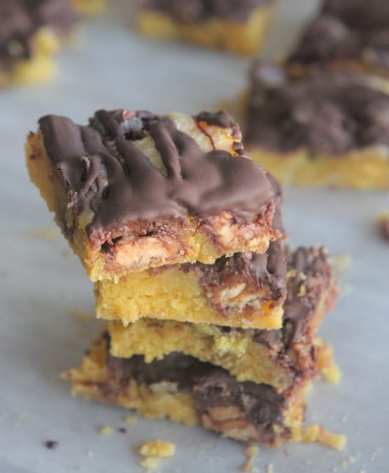 Gooey Snickers Cake Bars