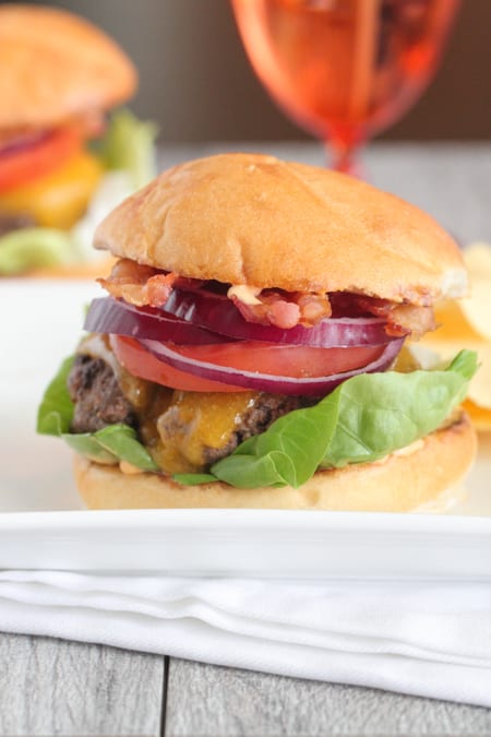 Siracha Ranch Bacon Hamburguesas De Queso