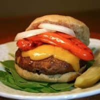 Hamburguesas Portobello Con Pimientos Asados
