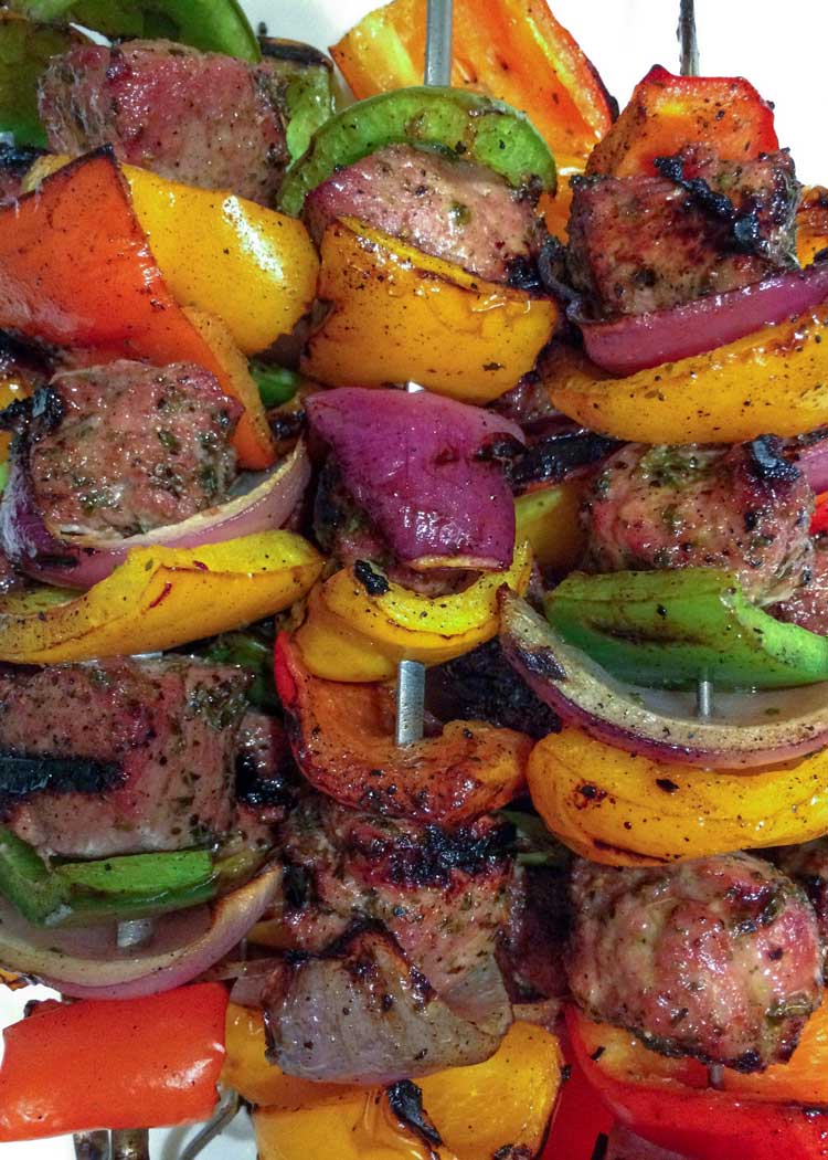 Kebobs de cordero con miel y menta