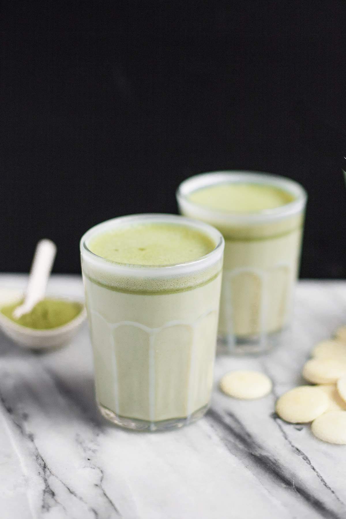 Latte de chocolate blanco Matcha