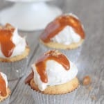 Magdalenas De Caramelo Con Pastel De Mantequilla Amarilla Casera