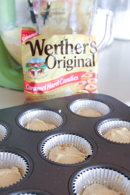 Magdalenas De Caramelo Con Pastel De Mantequilla Amarilla Casera