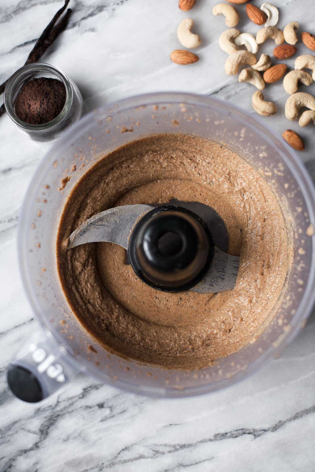 Mantequilla de nuez de vainilla chai (Paleo, Whole30, Vegan)