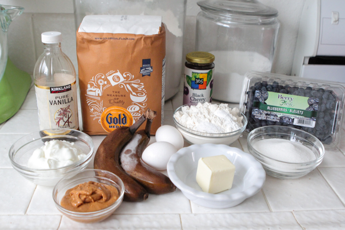 Mantequilla De Cacahuete Y Jalea De Arándanos Muffins De Plátano-3