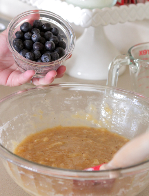 Mantequilla Brown Blueberry Banana Bread Muffins-10