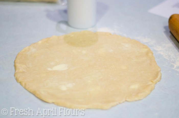 Palitos de galleta de nogal con miel (Sfratti): galletas italianas tradicionales elaboradas a partir de un relleno de nuez de miel con especias y envueltas en una tarta casera.
