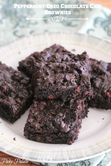 Peppermint Oreo Chocolate Chip Brownies-32t