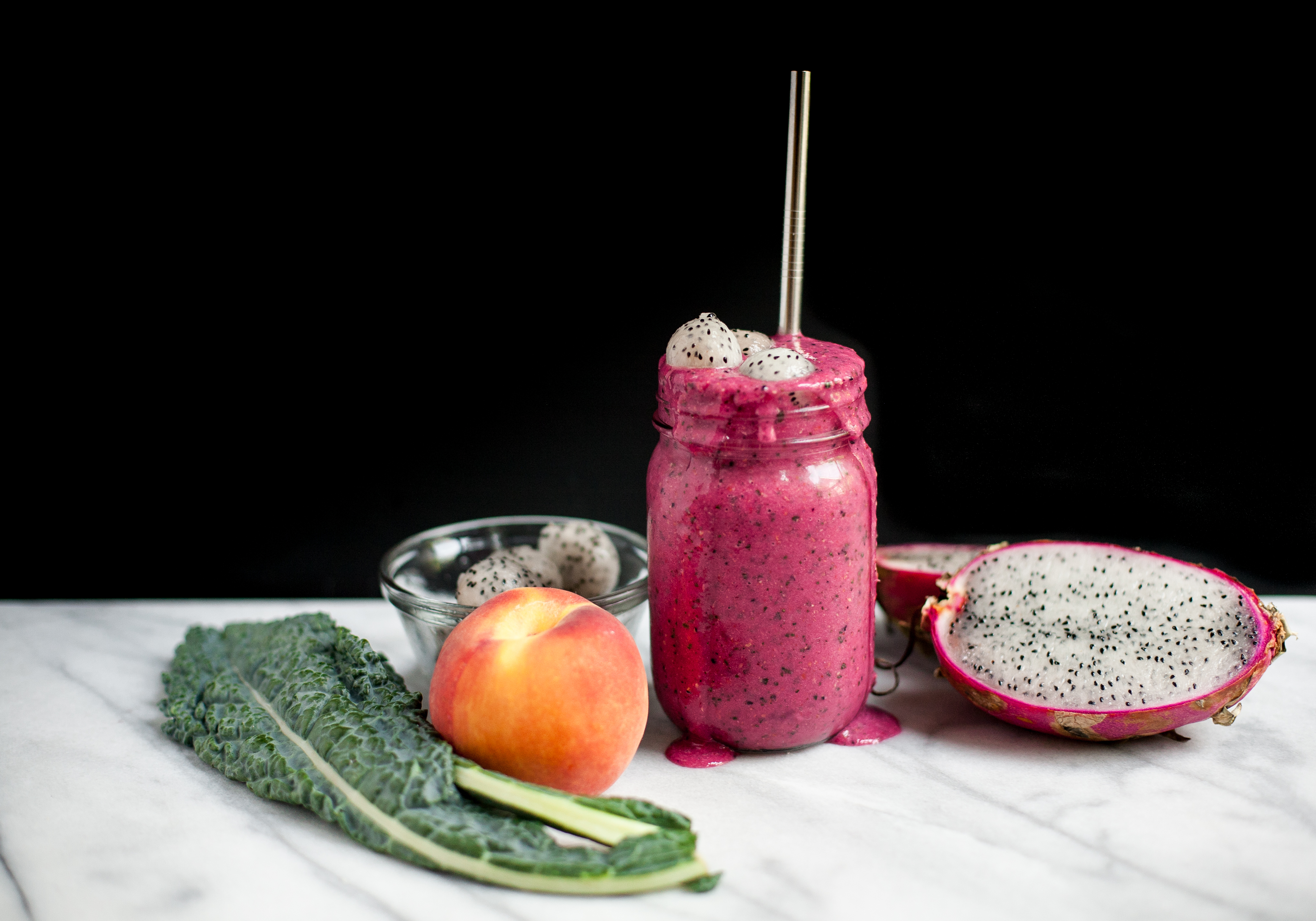 Pitaya Peach Smoothie (Paleo, vegano amigable)