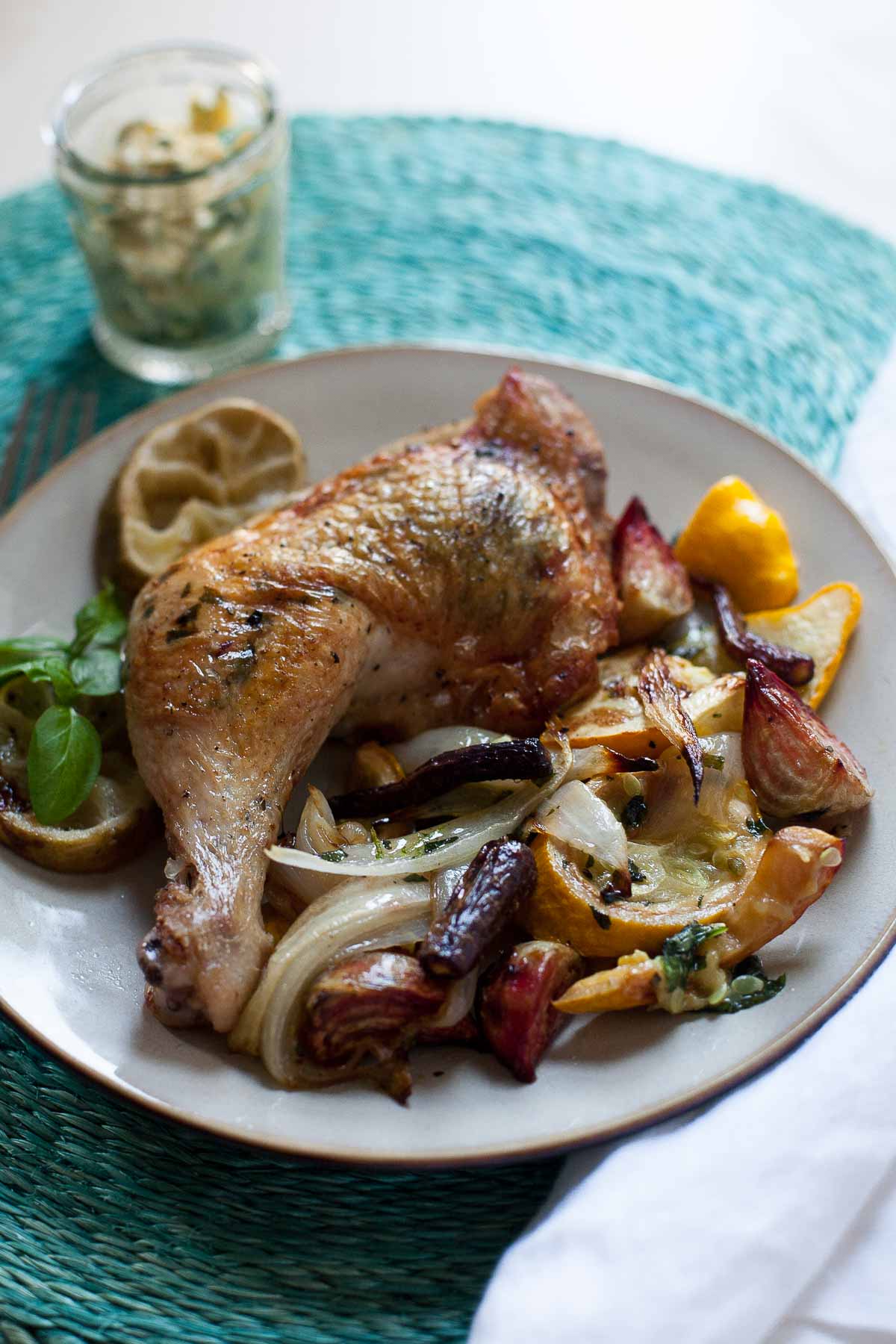 Pollo A La Albahaca Con Verduras Asadas | acalculatedwhisk.com
