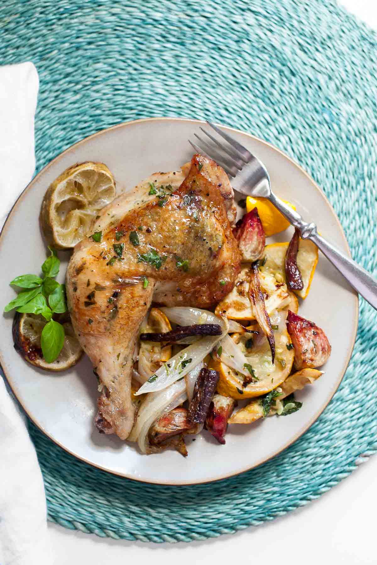 Pollo A La Albahaca Con Verduras Asadas | acalculatedwhisk.com
