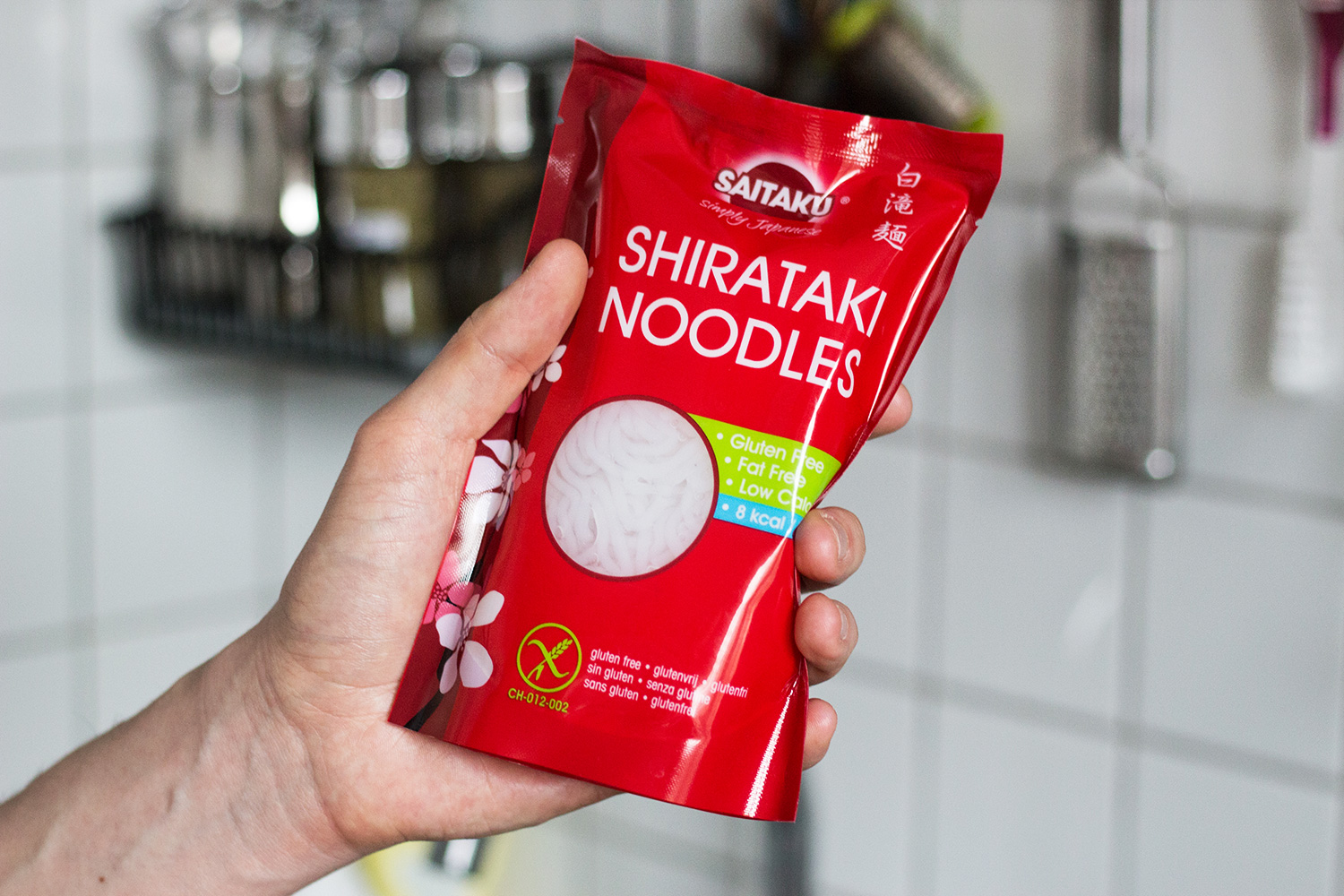 ¡21 recetas sobresalientes de fideos Shirataki para disfrutar de esta pasta sin calorías de cero calorías de Japón! #glutenfree #paleo #keto #lowcarb | cocinartheglobe.com