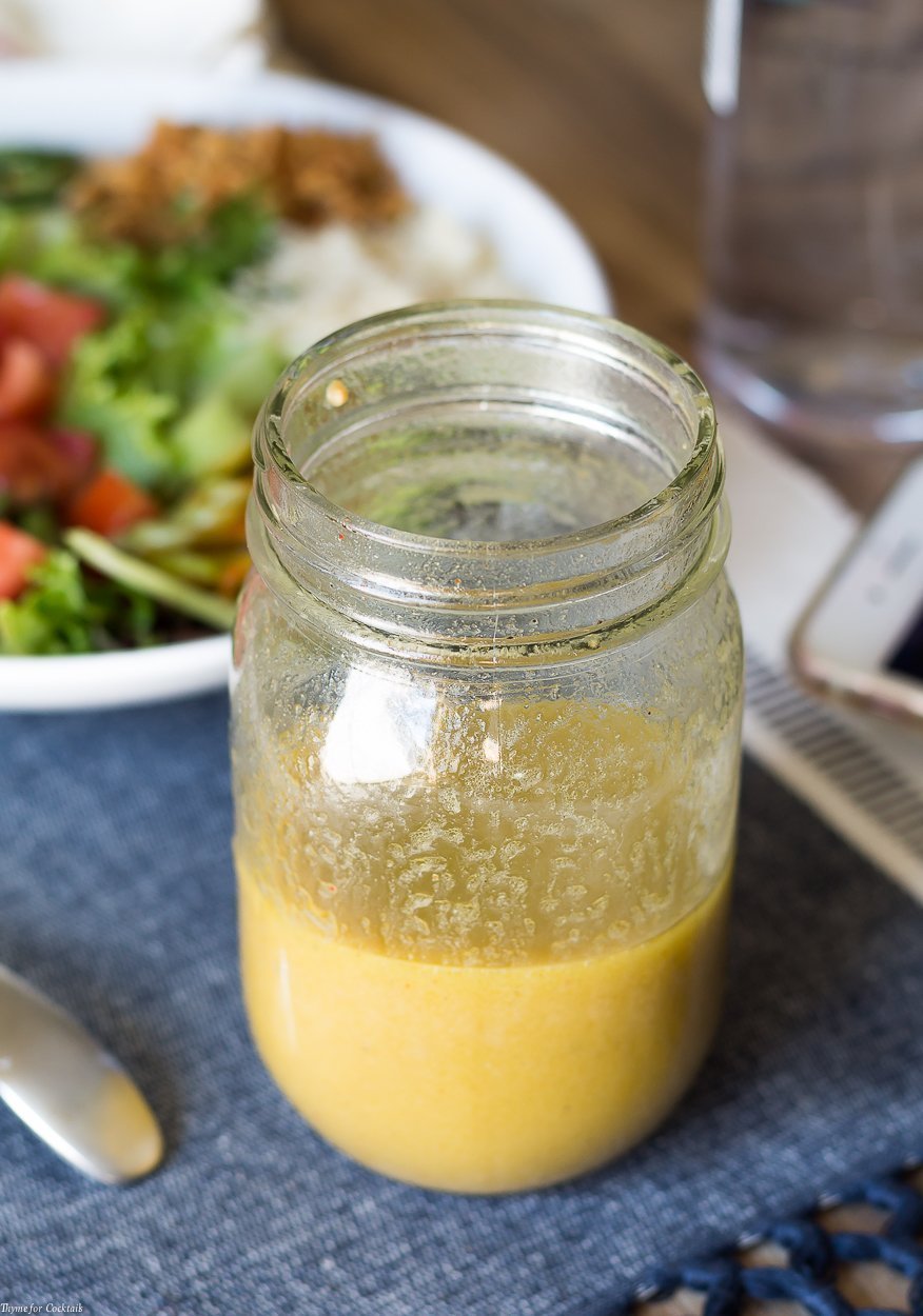Esta semana haz un poco de autocuidado! Desintoxica con tu ensalada favorita con una receta de vinagreta de sidra de manzana cruda. Consigue tu cuerpo + mente fuera de un funk nublado.