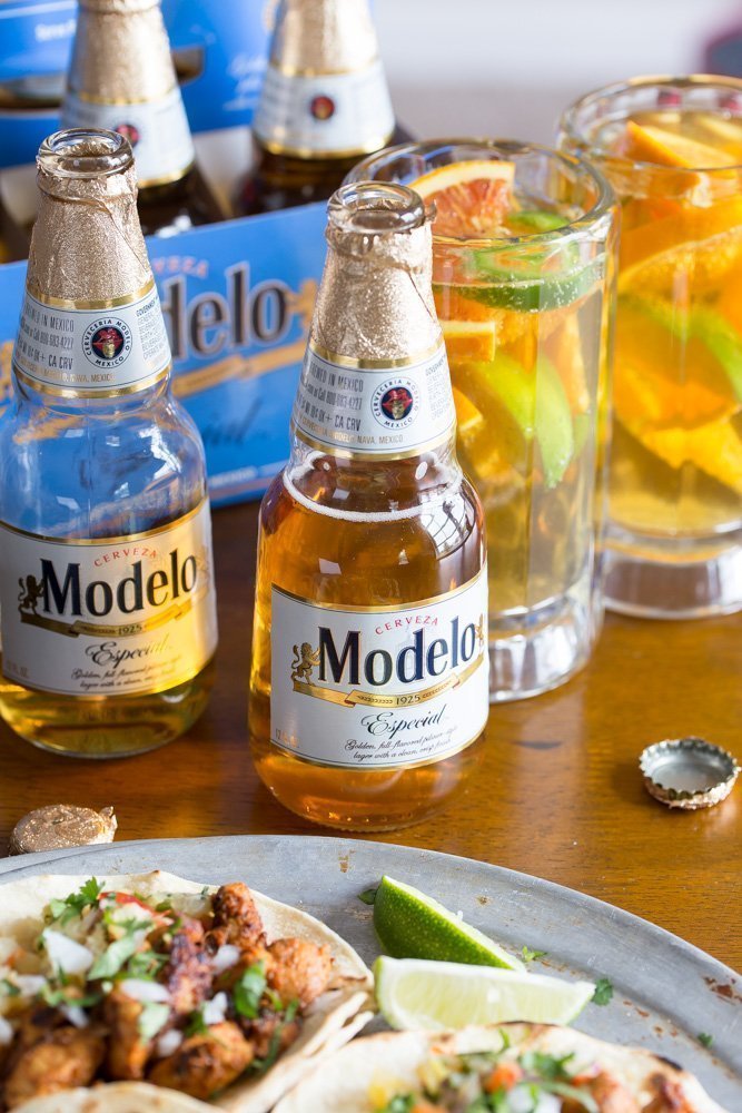 Modelo Especial® con Tacos al Pastor y sangría de cerveza de especias
