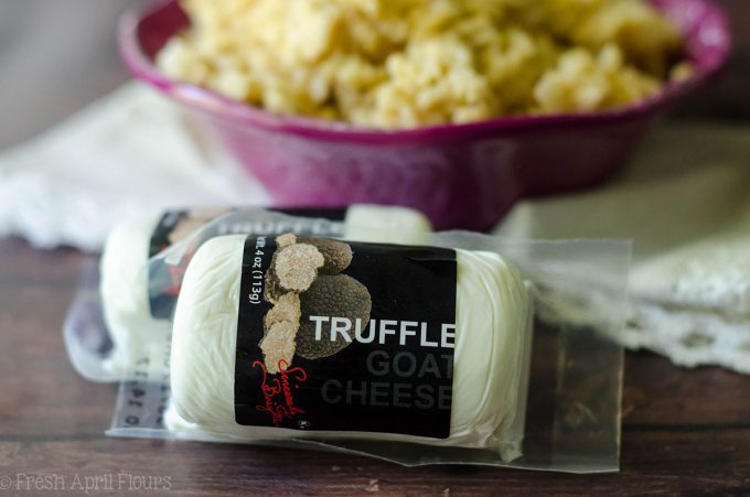Risotto de queso de cabra con trufa: el risotto clásico obtiene un cambio de imagen con queso de cabra cremoso y notas de trufa terrosas.