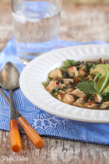 Salsa Verde Sopa de pollo y arroz salvaje 
