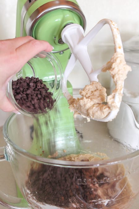 Sándwiches de galletas de helado de chocolate M y M