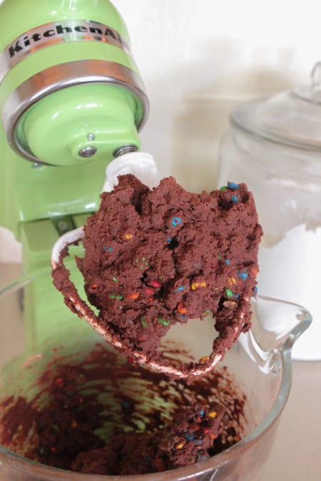 Sándwiches de galletas de helado de chocolate M y M