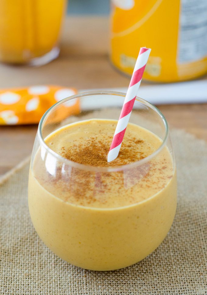 Pumpkin Pie Smoothie: ¡una forma repleta de proteínas para obtener su dosis de pastel de calabaza!