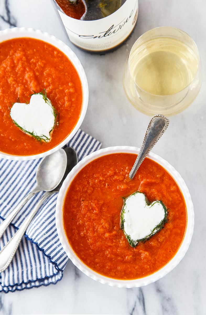  Sopa de hinojo de tomate (con corazones de queso de cabra) 