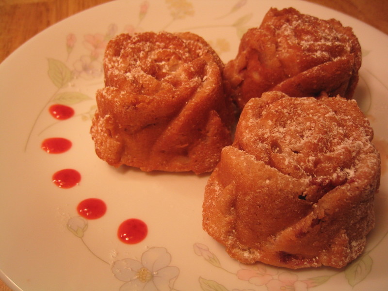 Strawberry_rose_cakelets