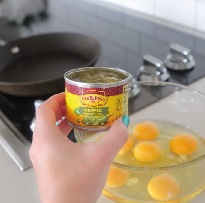 Huevos revueltos de chile verde tostado de taco