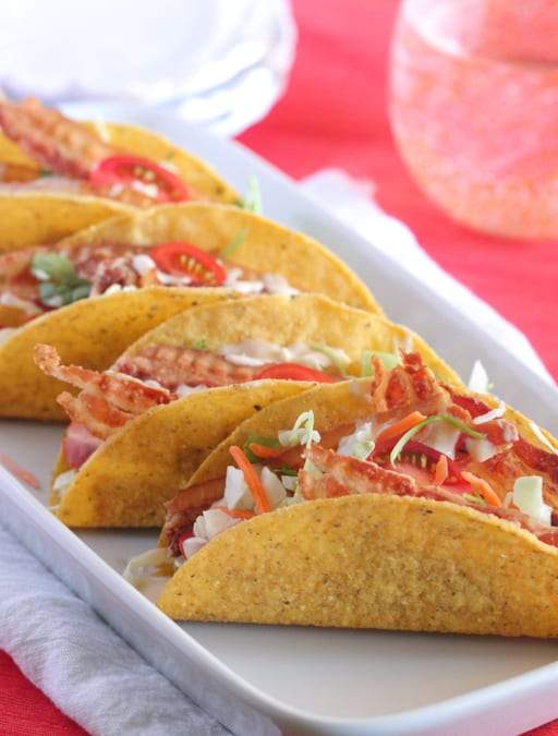 Tacos rancheros BLT cremosos