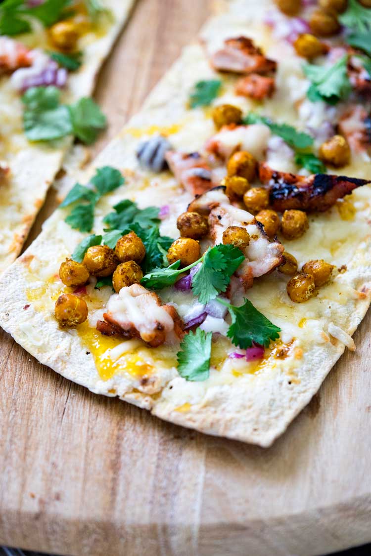  Tandoori Chicken Flatbread Pizza. www.keviniscooking.com 