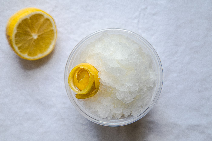  Frozen slushy vodka tonic cocktail @dessertfortwo 