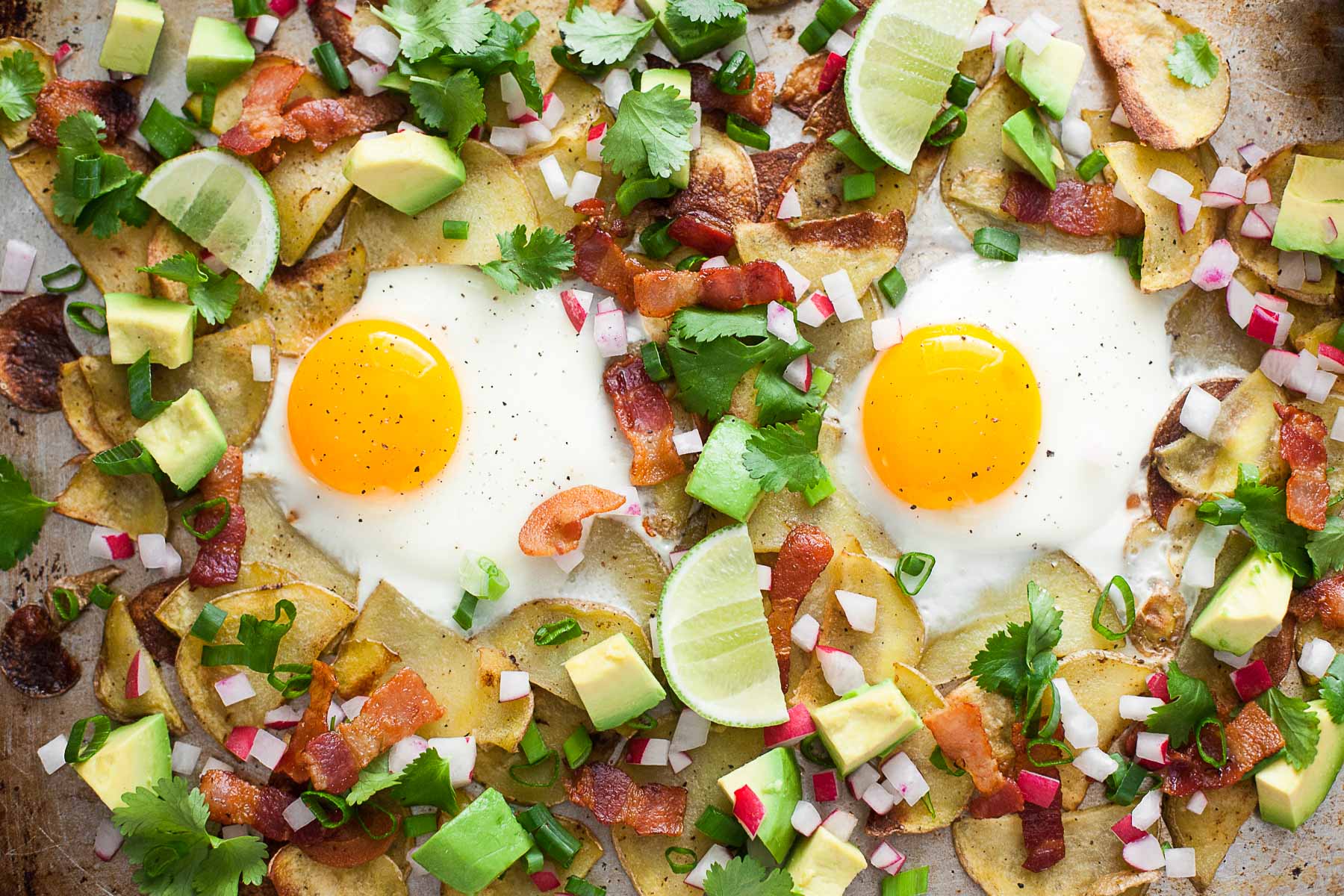 Whole30 Breakfast Nachos (Sin Gluten, Sin Lácteos, Paleo)