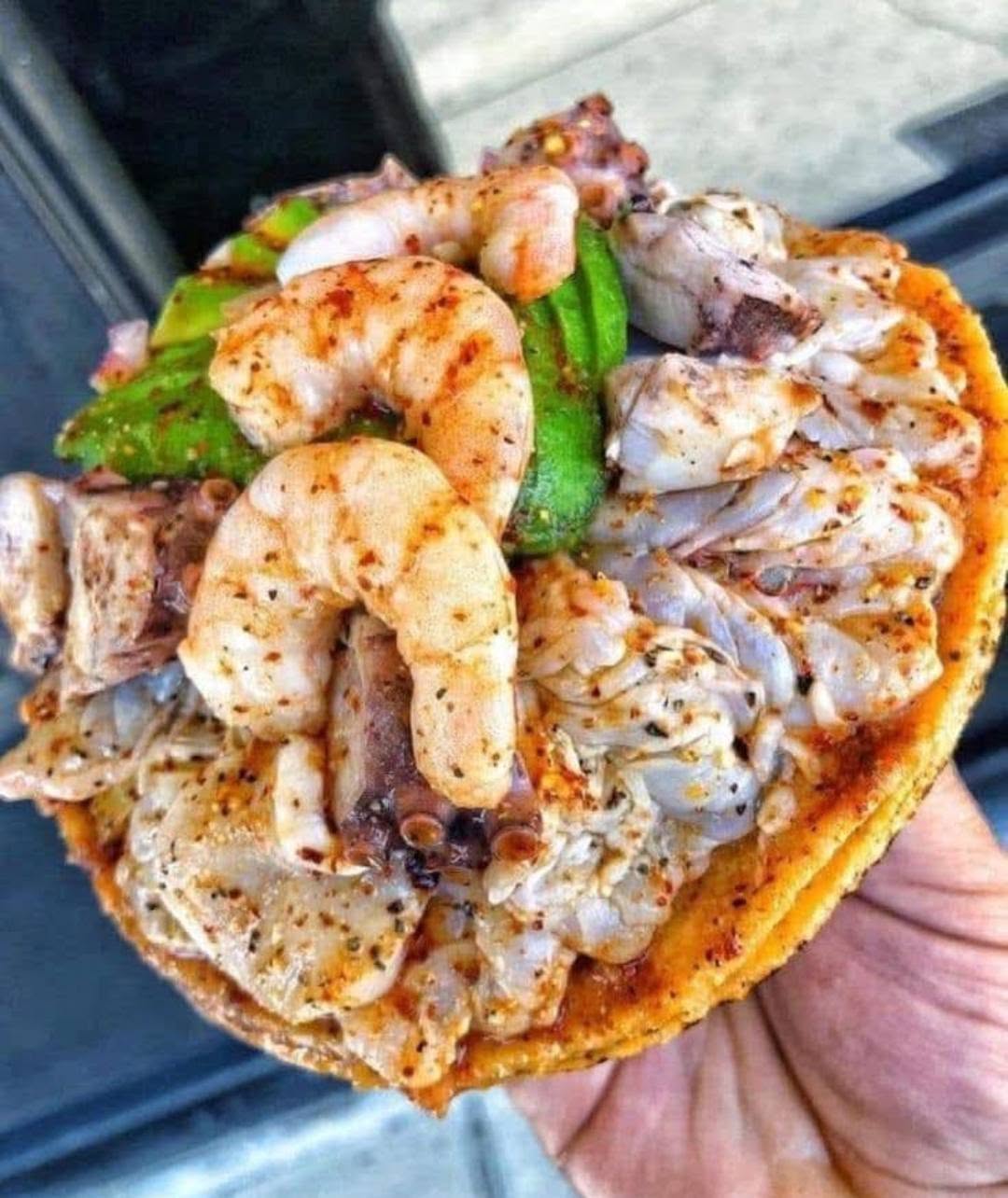 Si no es mucho pedir 😍🤤